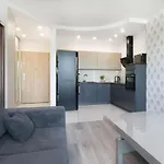 Good Time Koscielna 17 19 * Poznań