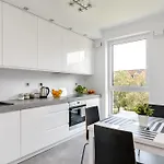 Good Time Koscielna 17 19