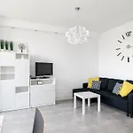 Good Time Koscielna 17 19