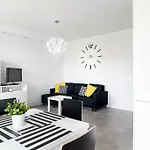 Good Time Koscielna 17 19 Apartman *